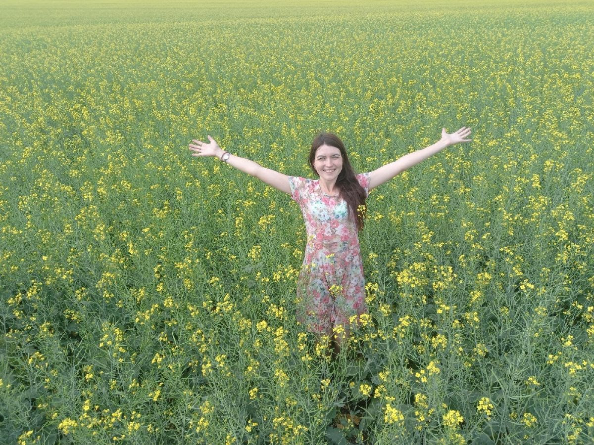 Aigel Mikhailova in the flowers