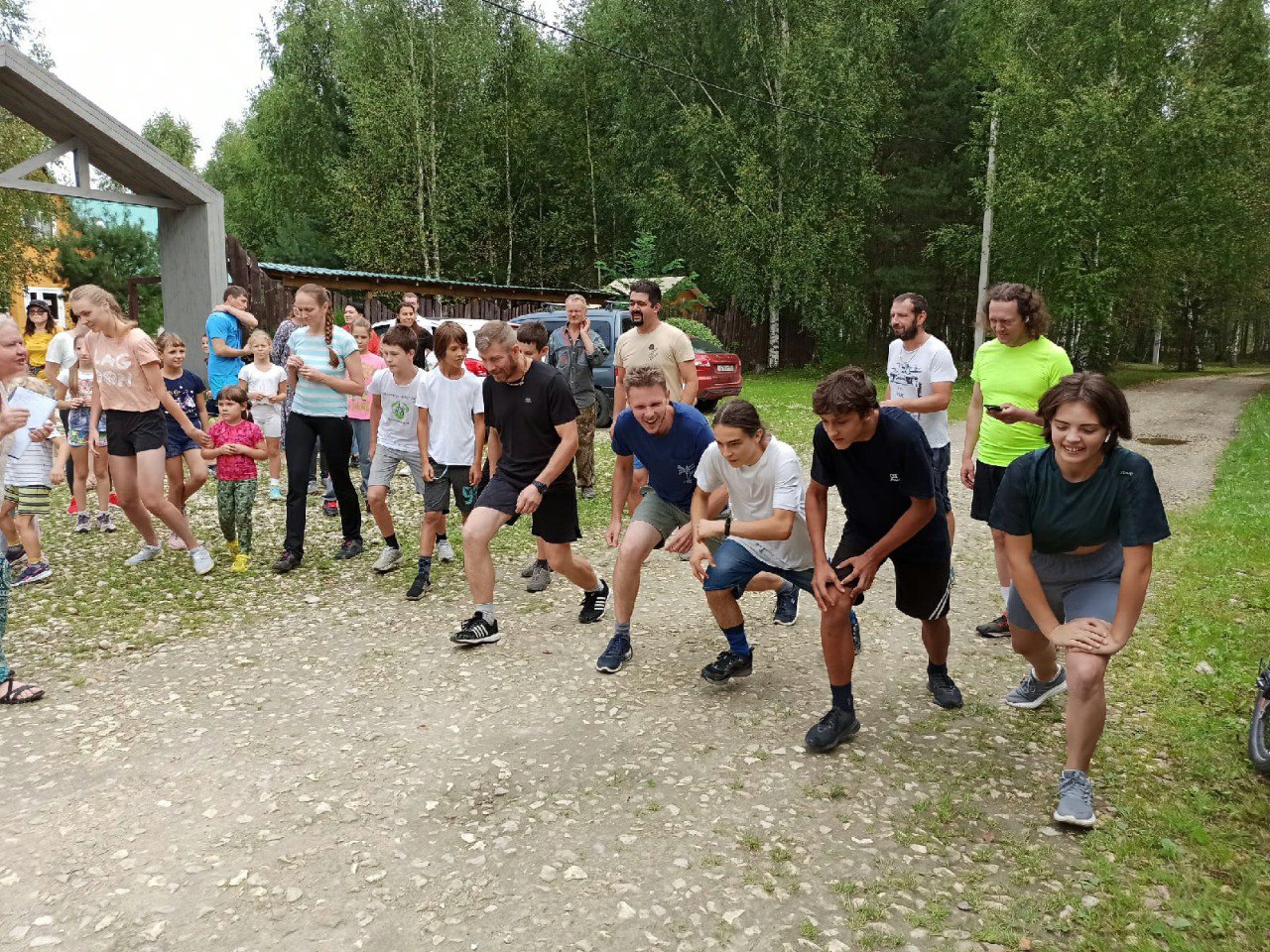 Experience in organizing social life in kin’s settlements: socio-cultural center «Dobraya Zemlya»