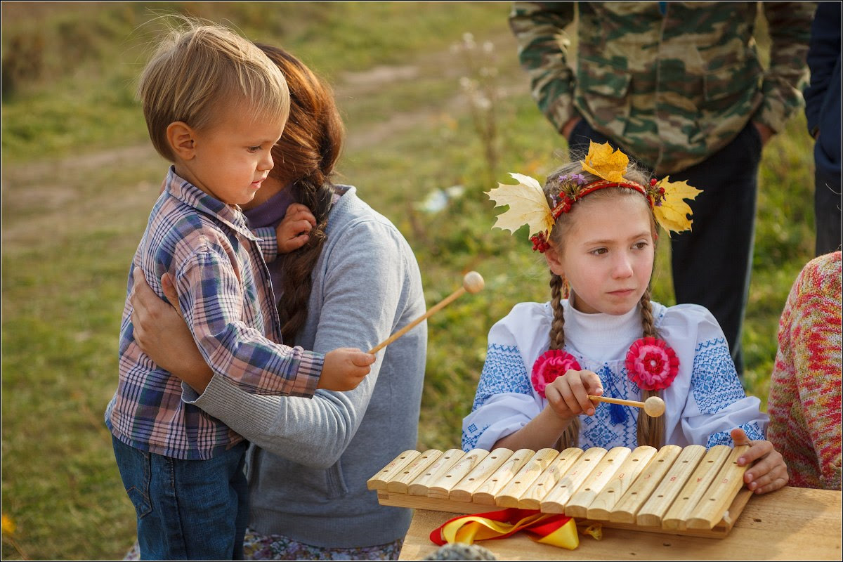 Kids in kin's settlement «Kolybel»