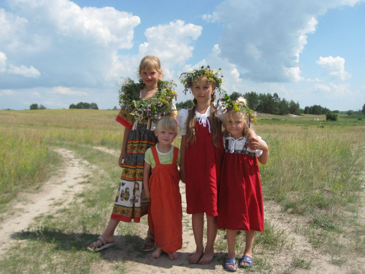 Settlement Chistoe nebo: the experience of creating a school