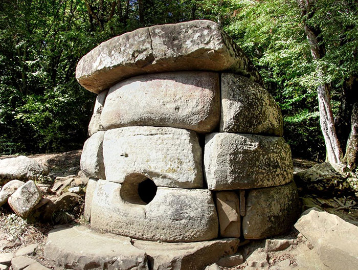 dolmens of russia
