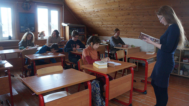 school in kin's settlement