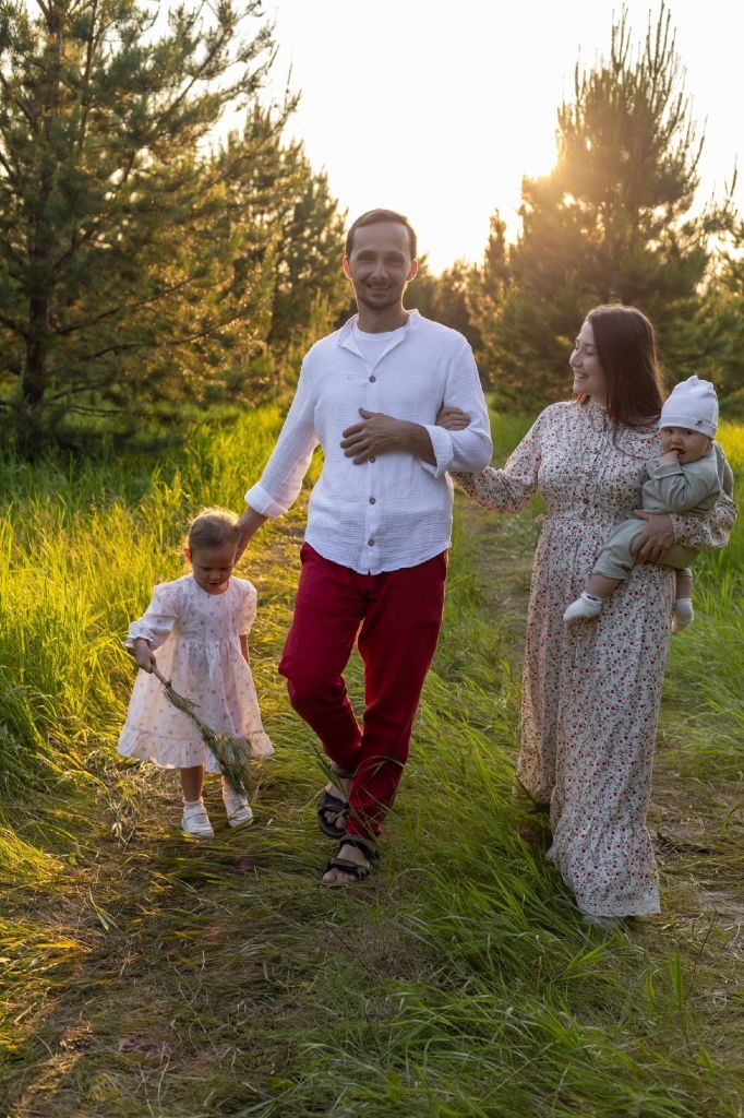 The kin's domain of the Grishin family