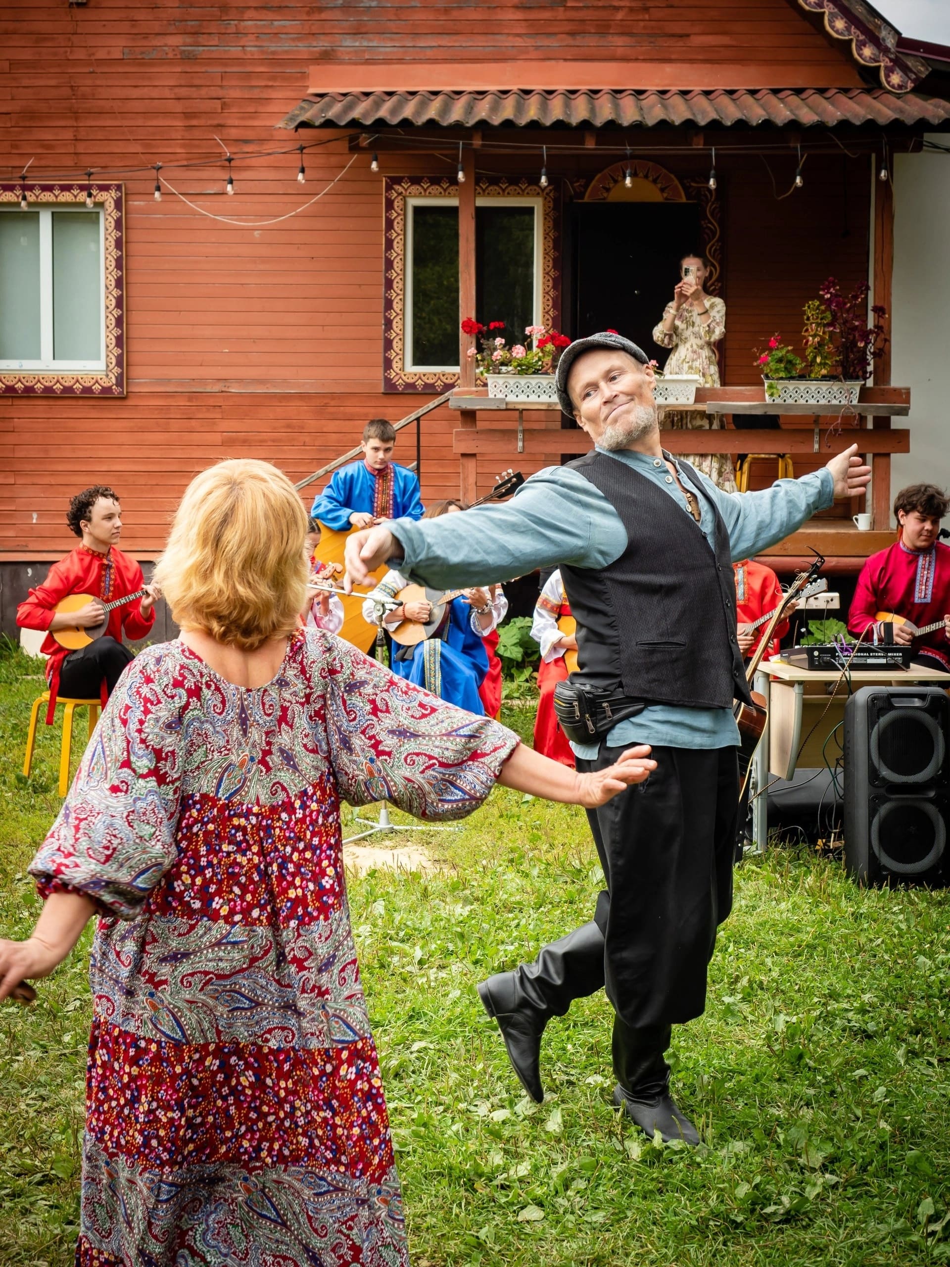 The kin’s settlement Kovcheg turns 25